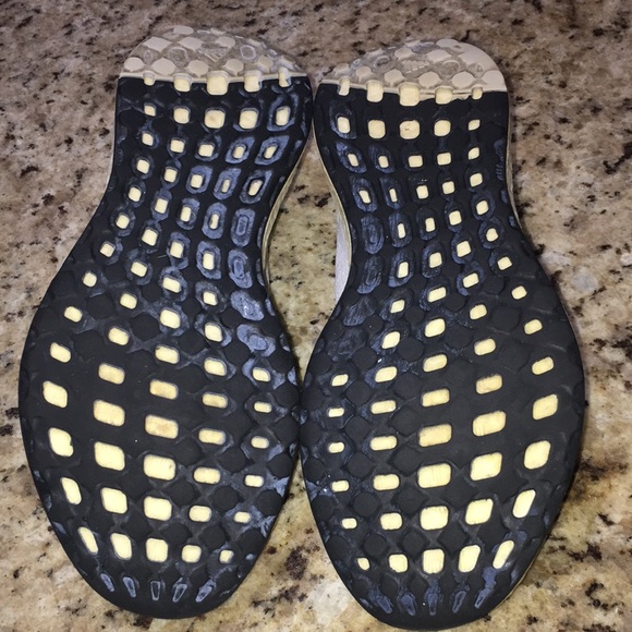 Adidas PureBoost Go - Picture 5 of 9